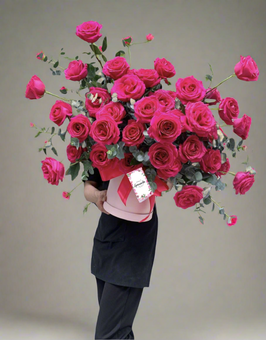 Granada Explosion Roses Hat Floral Box | Luxury Overflowing Rose Box San Diego