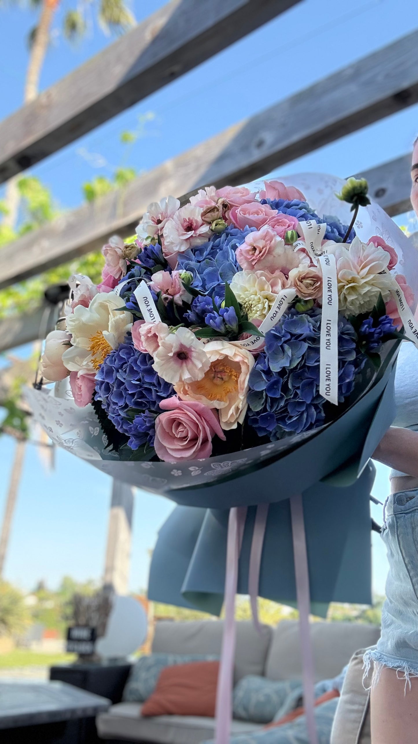 Elegant Russian-Style Flower Arrangement with Hydrangeas, Roses & Seasonal Blooms