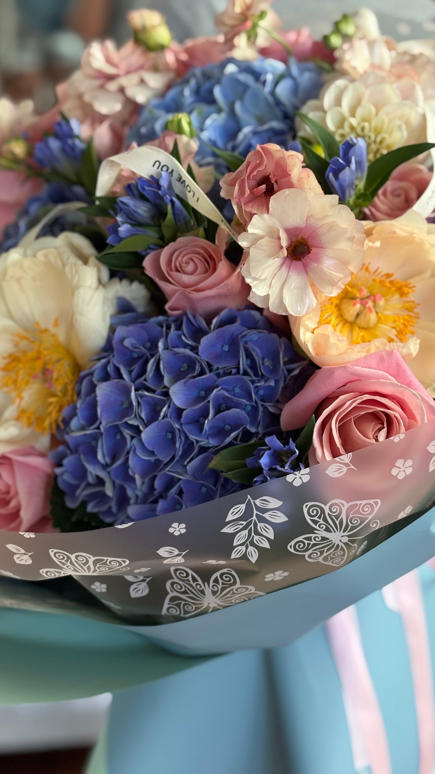 Elegant Russian-Style Flower Arrangement with Hydrangeas, Roses & Seasonal Blooms