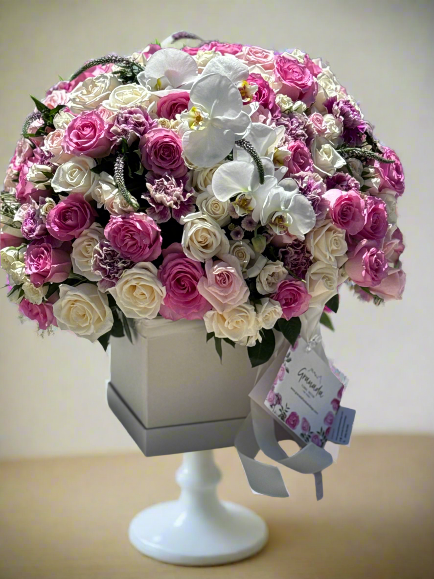 Granada Frances Luxury Flower Box | Premium French-Style Floral Box San Diego