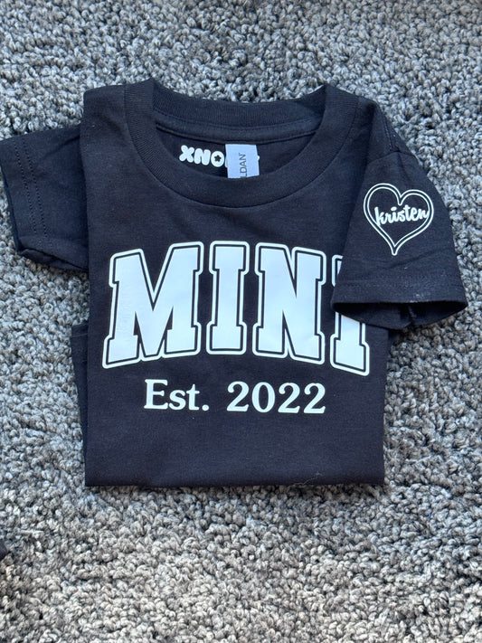 Custom mini T-shirt Mother's Day matching Mother's Day Gift, Personalized Mom & mimi Sweatshirt