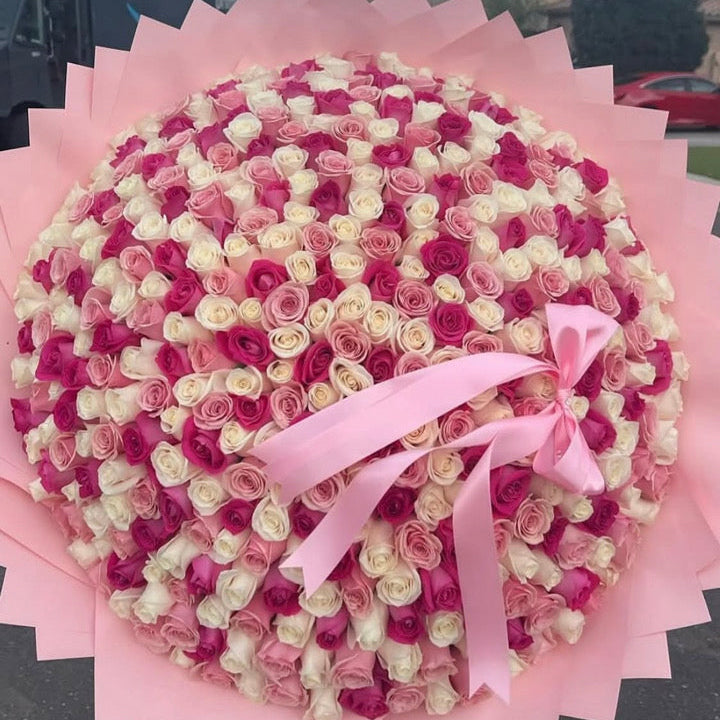 Granada Master Round Bouquet | Luxury Hand-Tied Bouquet 50 to 300 Flowers San Diego