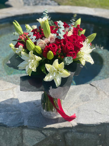 Lilys and roses in vase