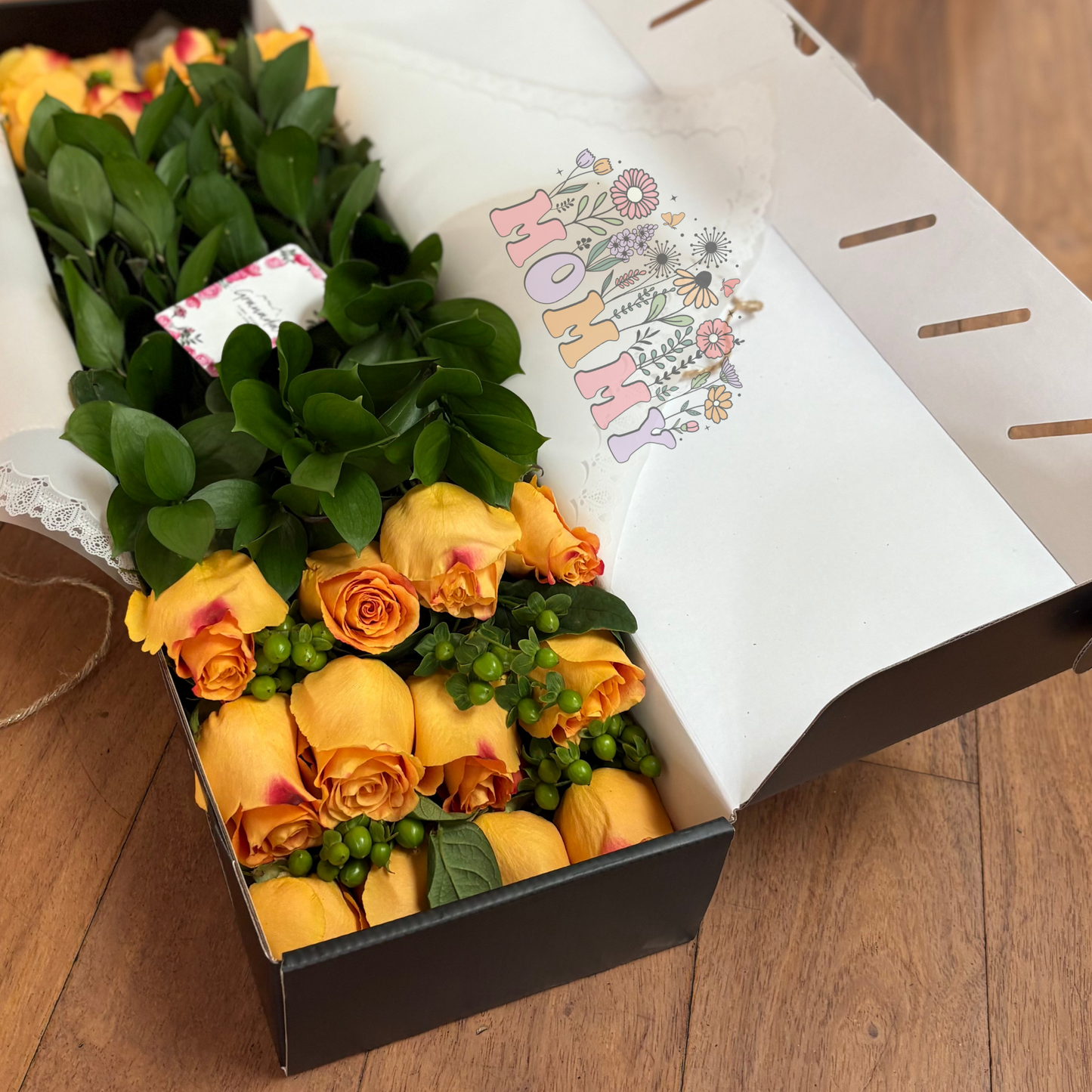 Luxury Box Roses Flowers Fresh Bouquet, Fresh Flowers for Delivery, 24 Fresh Cut Stems