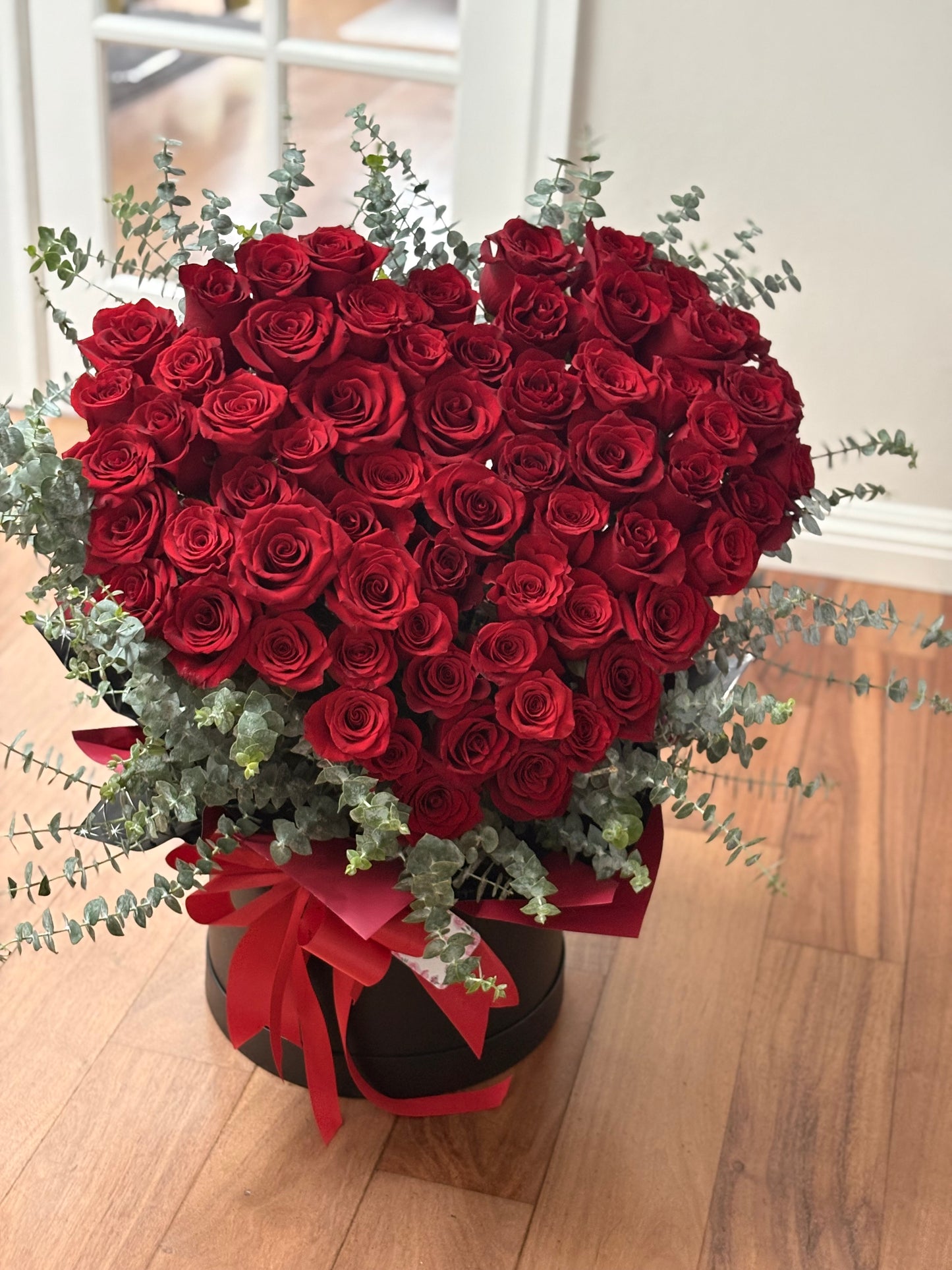 Cylinder Large Signature Red Heart Rose Box