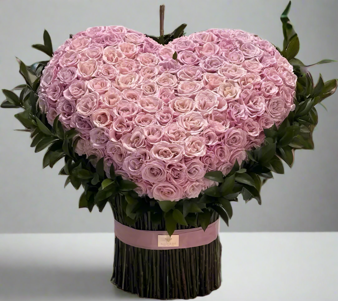 Standing Heart Shape Roses Bouquet
