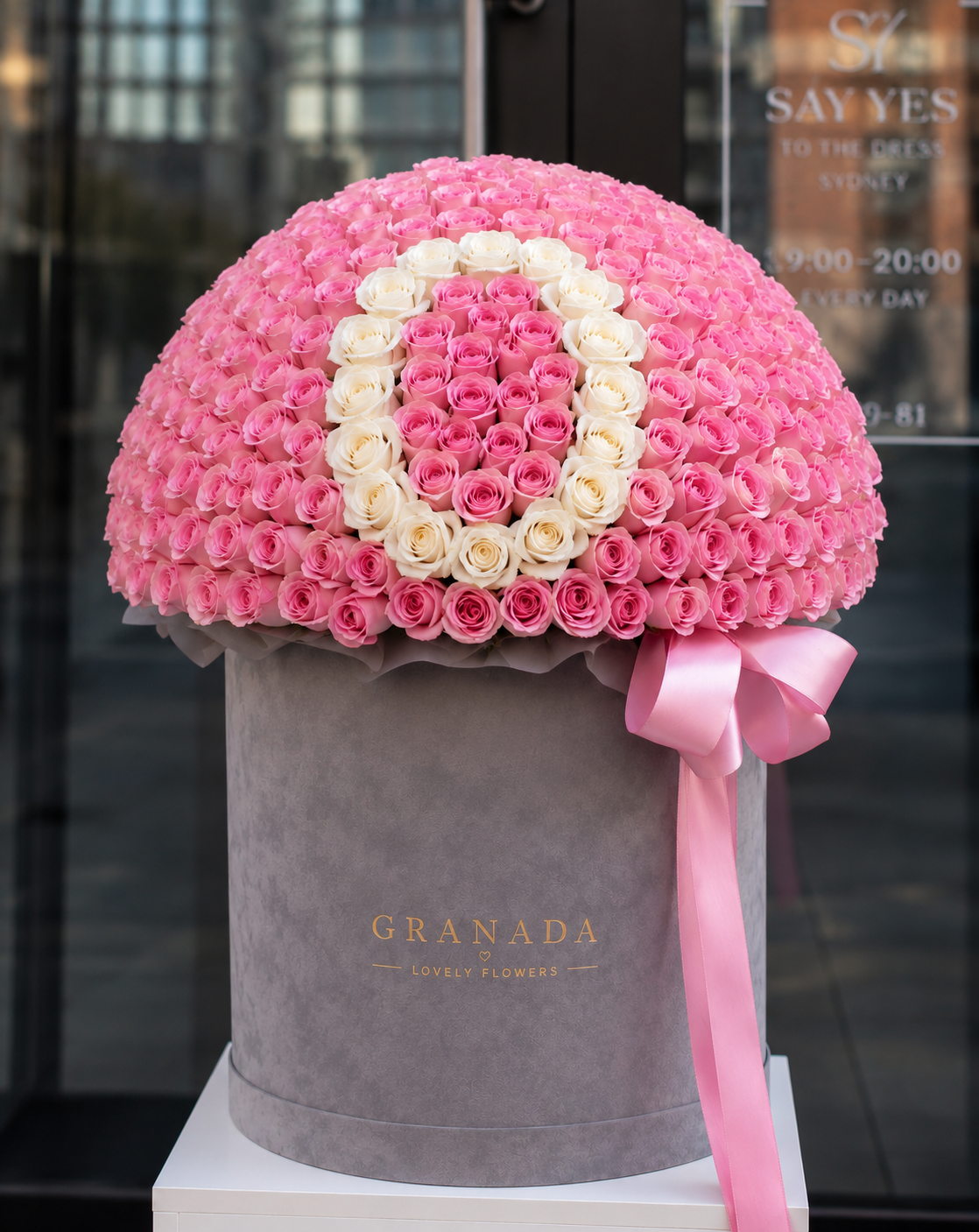 Personalized Letter Rose Box San Diego | Custom Initial Roses in Black Hatbox – Granada Floral