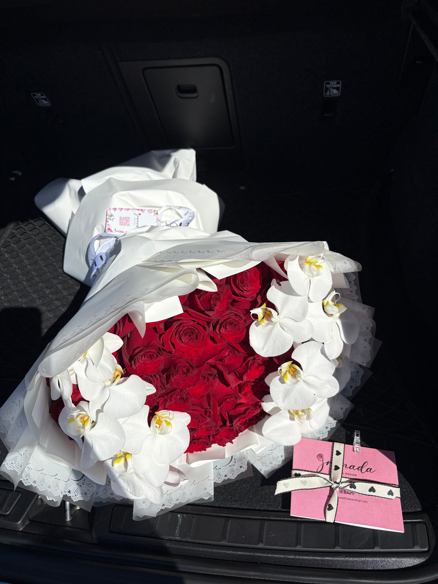 Roses & Orchids Bouquet