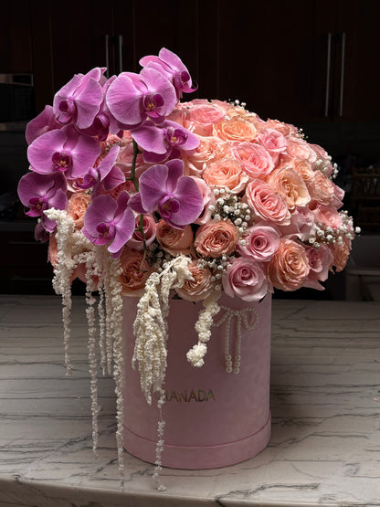 Signature Mixed Bouquet San Diego | Roses, Carnations & Seasonal Blooms – Granada Floral