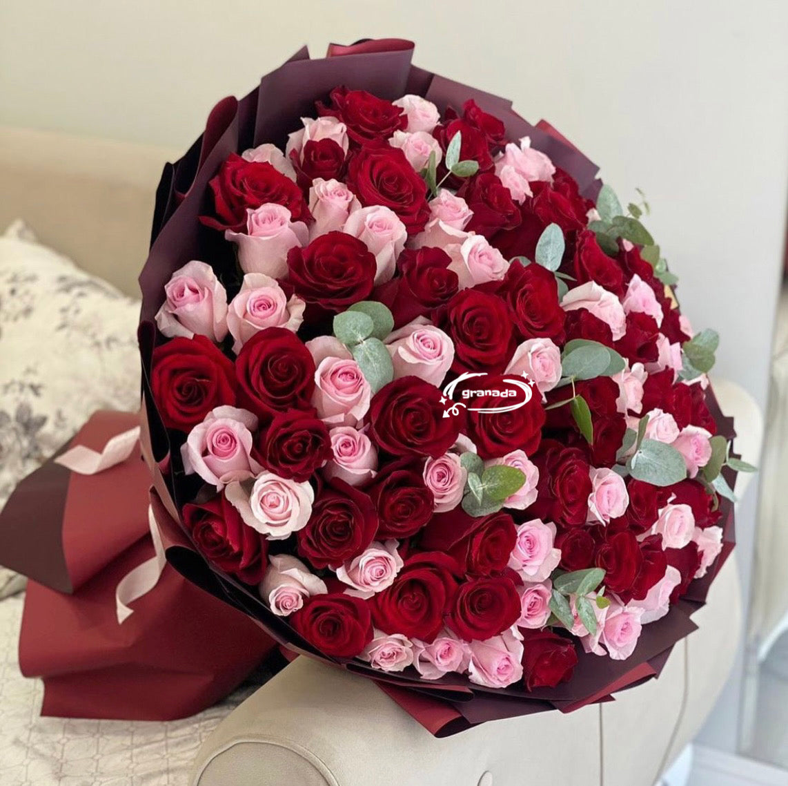 Master Hand Tied round Bouquet