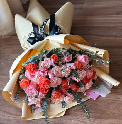 Royal Luxury Oversized Rose Bouquet – Available in All Colors