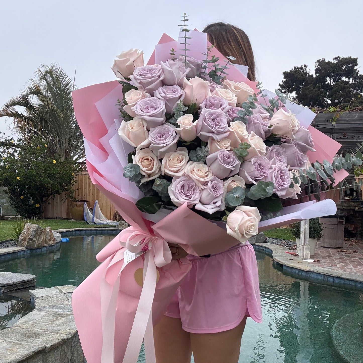Royal Luxury Oversized Rose Bouquet – Available in All Colors