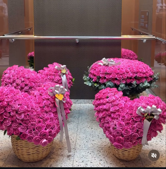 Basket Large Red Heart Rose