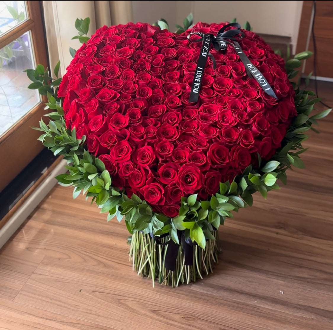 Standing Heart Shape Roses Bouquet