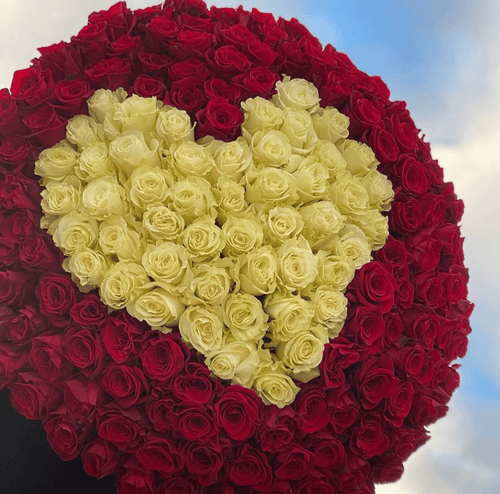 Ramo corazón/ Heart Master  round Hand Tied Bouquet