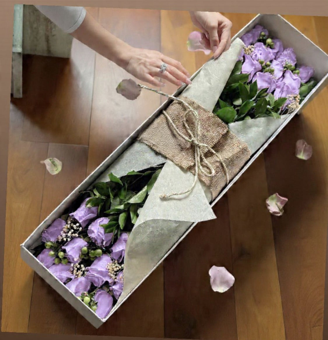 Lavender Roses Box – 24 Fresh Roses Gift with Nationwide Delivery | Granada Floral San Diego
