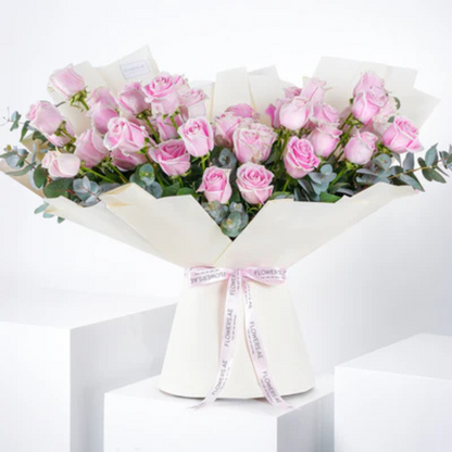 Elegant Pastel Bouquet – Luxurious Roses & Gerberas in Premium Wrapping