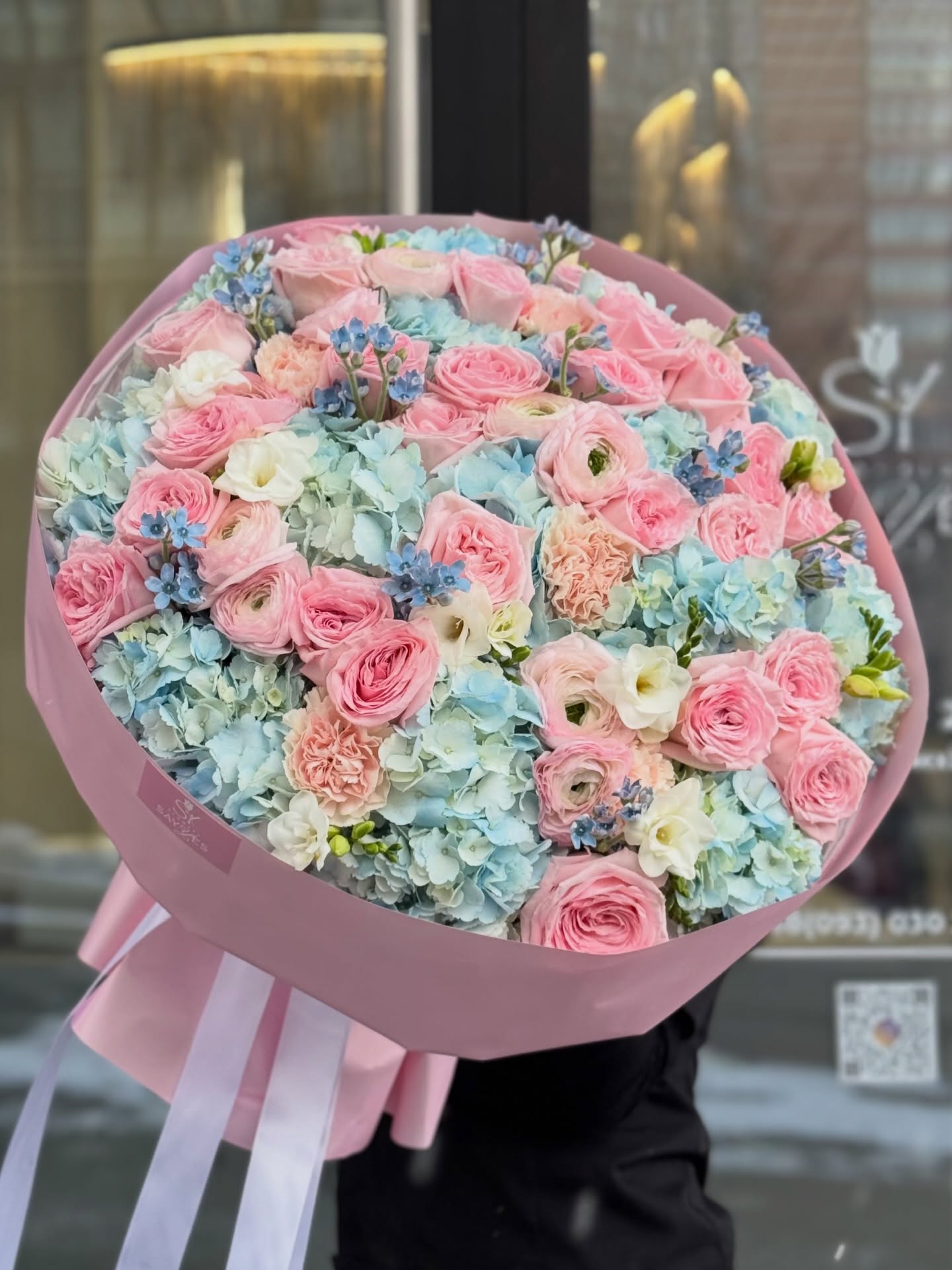 Russian-Style Flower Arrangement | Hydrangeas & Roses Bouquet San Diego – Granada Floral