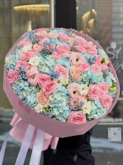 Russian-Style Flower Arrangement | Hydrangeas & Roses Bouquet San Diego – Granada Floral
