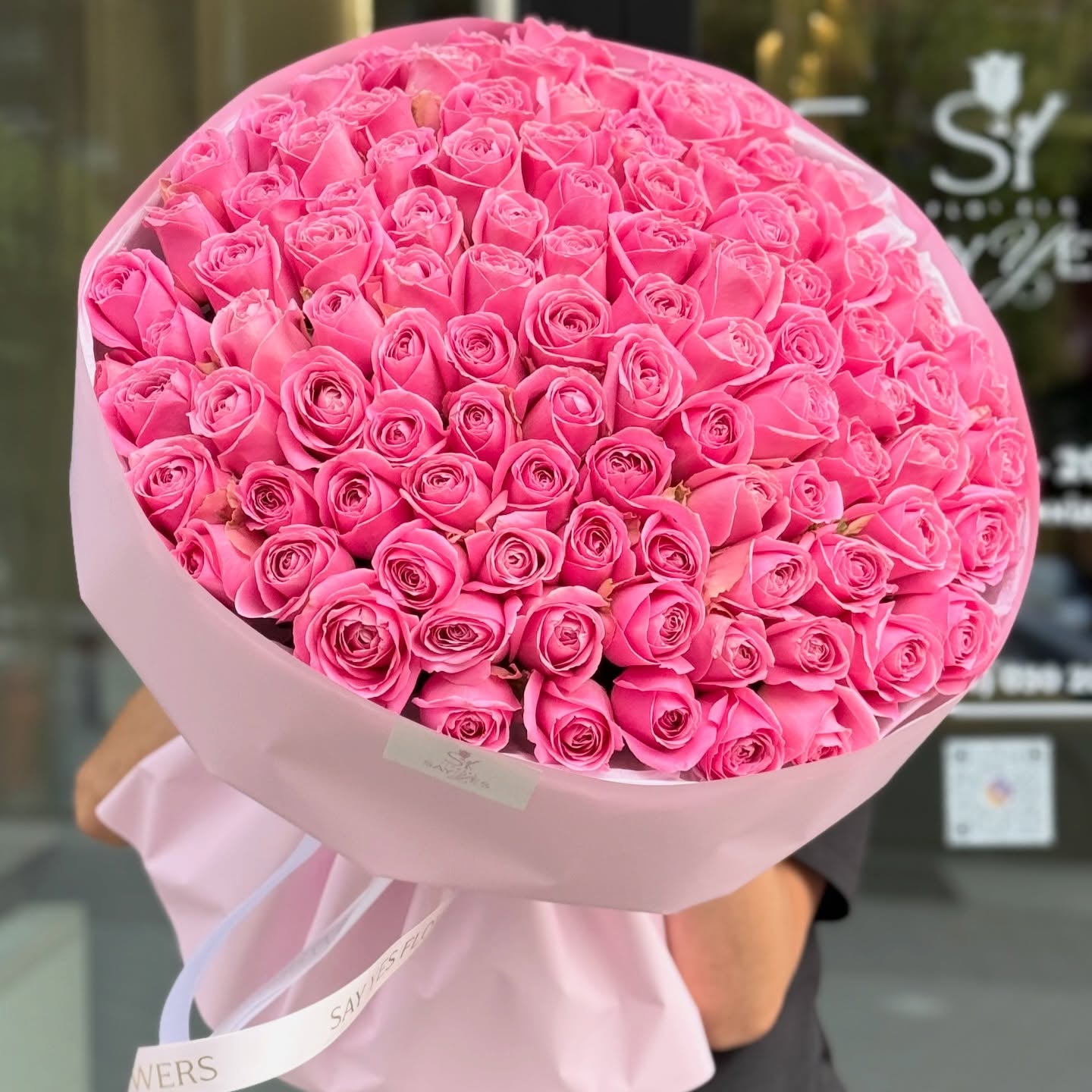 Copa Rose Bouquet San Diego | Luxury Round Hand-Tied Roses – Granada Floral