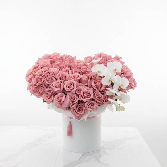 Luxury large heart rose box with 150 pink roses - Granada Floral Design San Diego