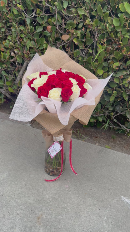 Elegance Bouquet in Vase