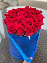 For you Box only roses